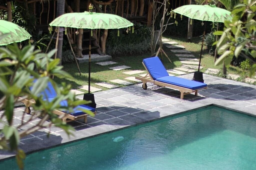 Фотографія The Calmtree Bungalows 3*