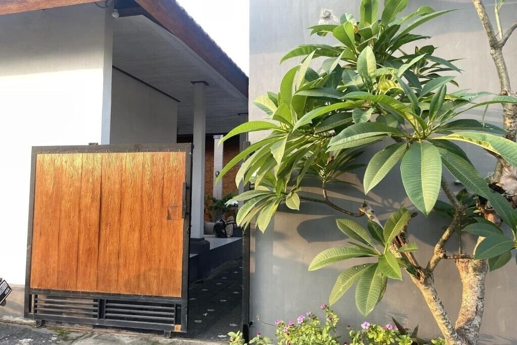 Фото Zee House 2*