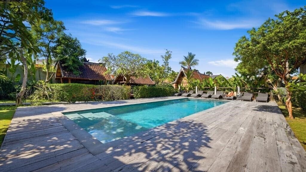 Фотографія Bajalo Cottage Canggu 2*