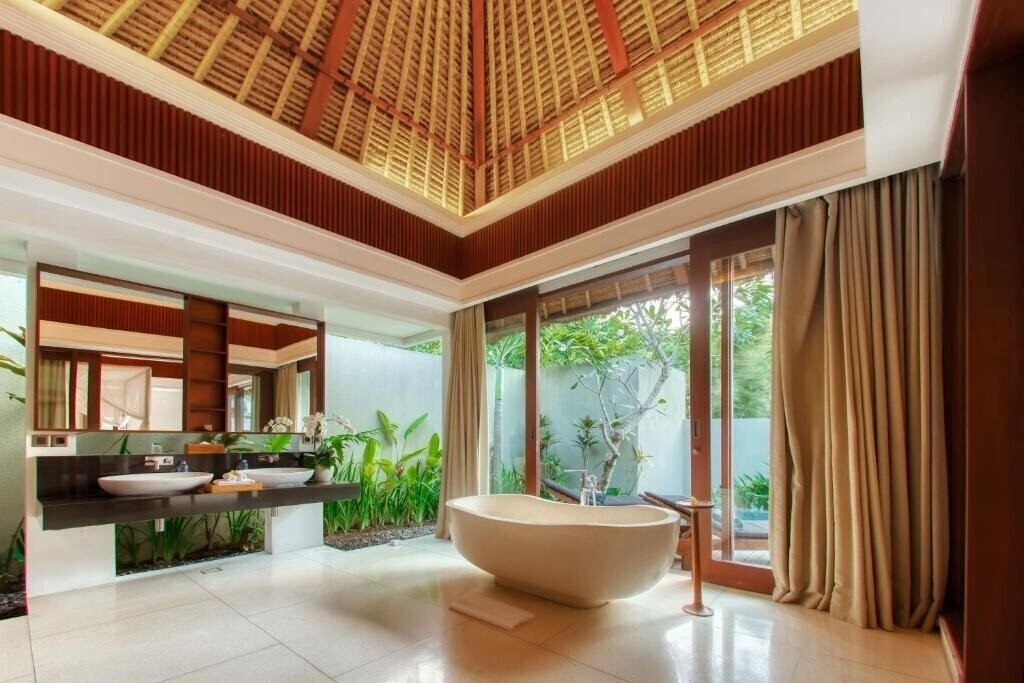 Фотография Regali Villa 3*
