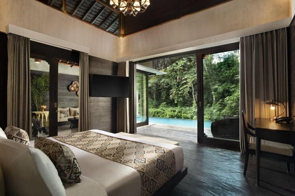 Готель Adiwana Unagi Riverfront 5*