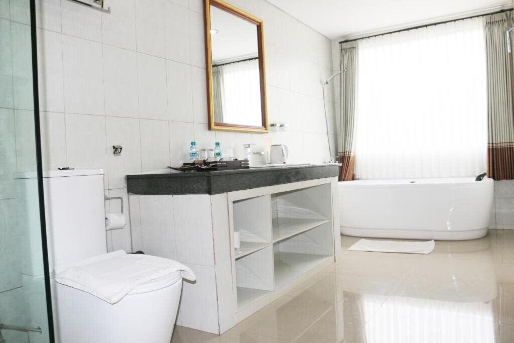 Картинка Puri Saron Hotel Baruna Beach Lovina 3*