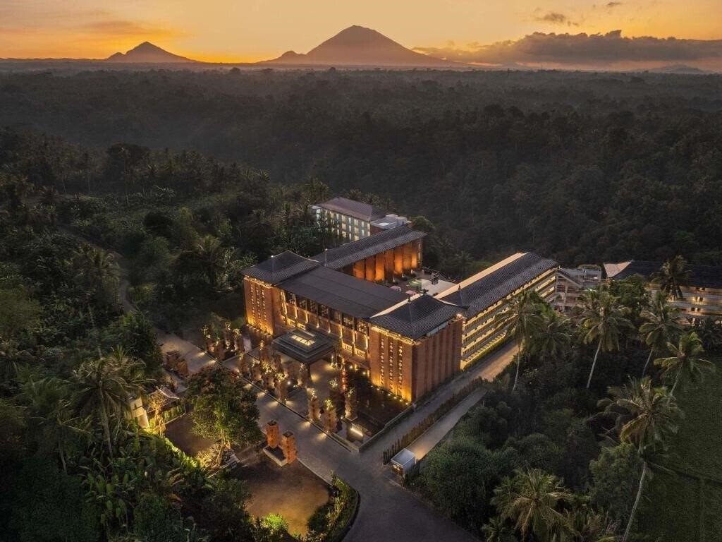 Отель Novotel Bali Ubud Resort 5*