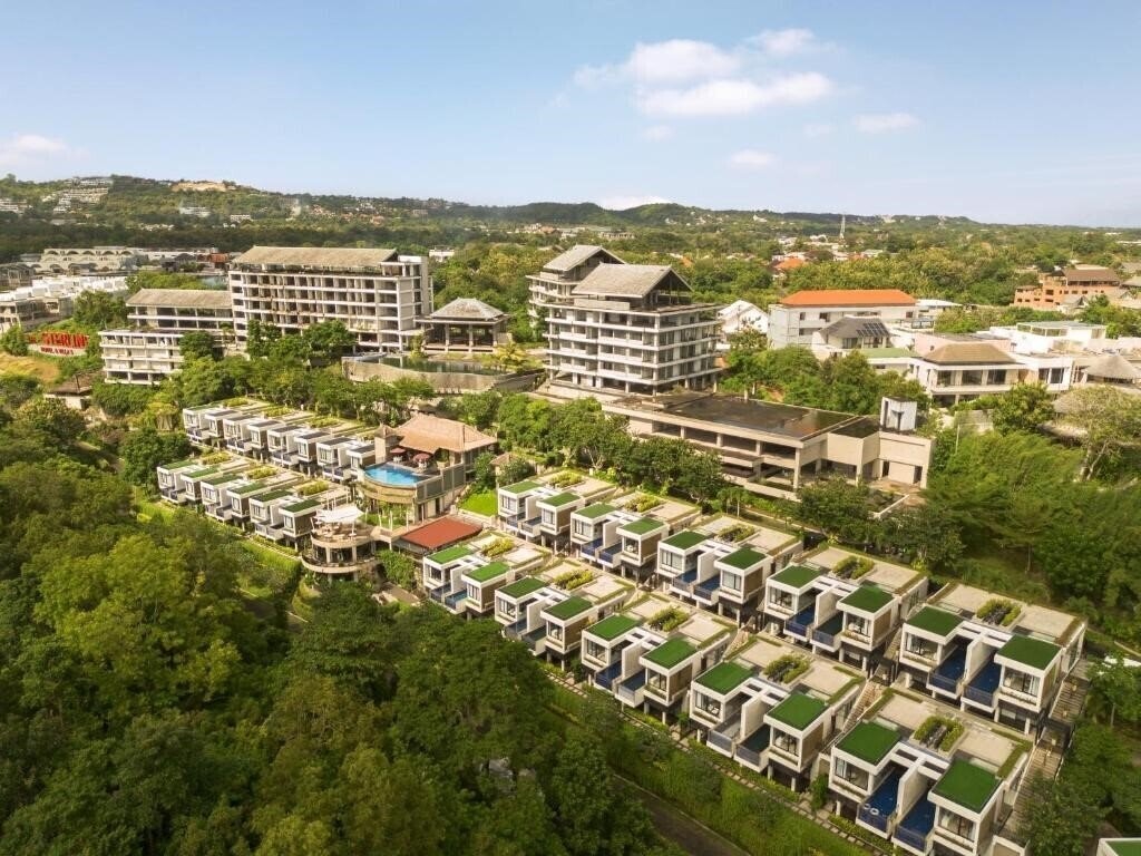 Готель The Sterling Hotel & Villas 4*