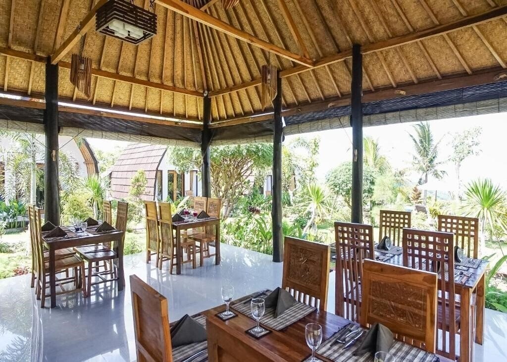 Фото Penida Sunset Ocean View Bungalows 3*