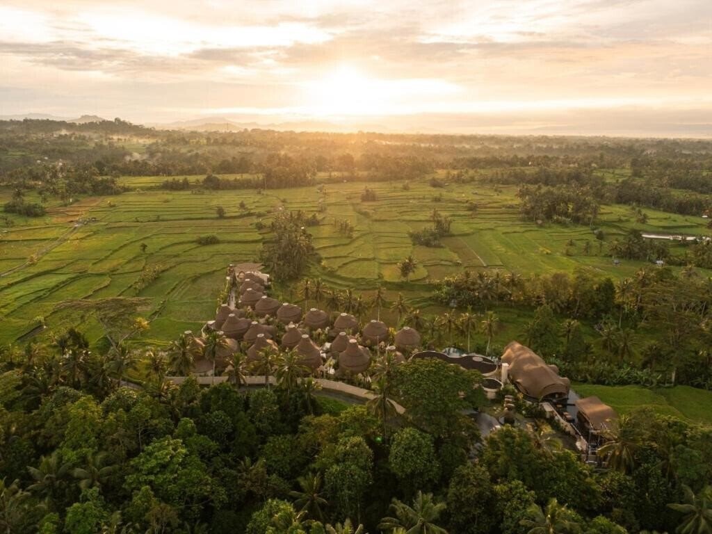 Изображение Equipoise Resort & SPA Ubud Managed by Ini Vie Hospitality 5*