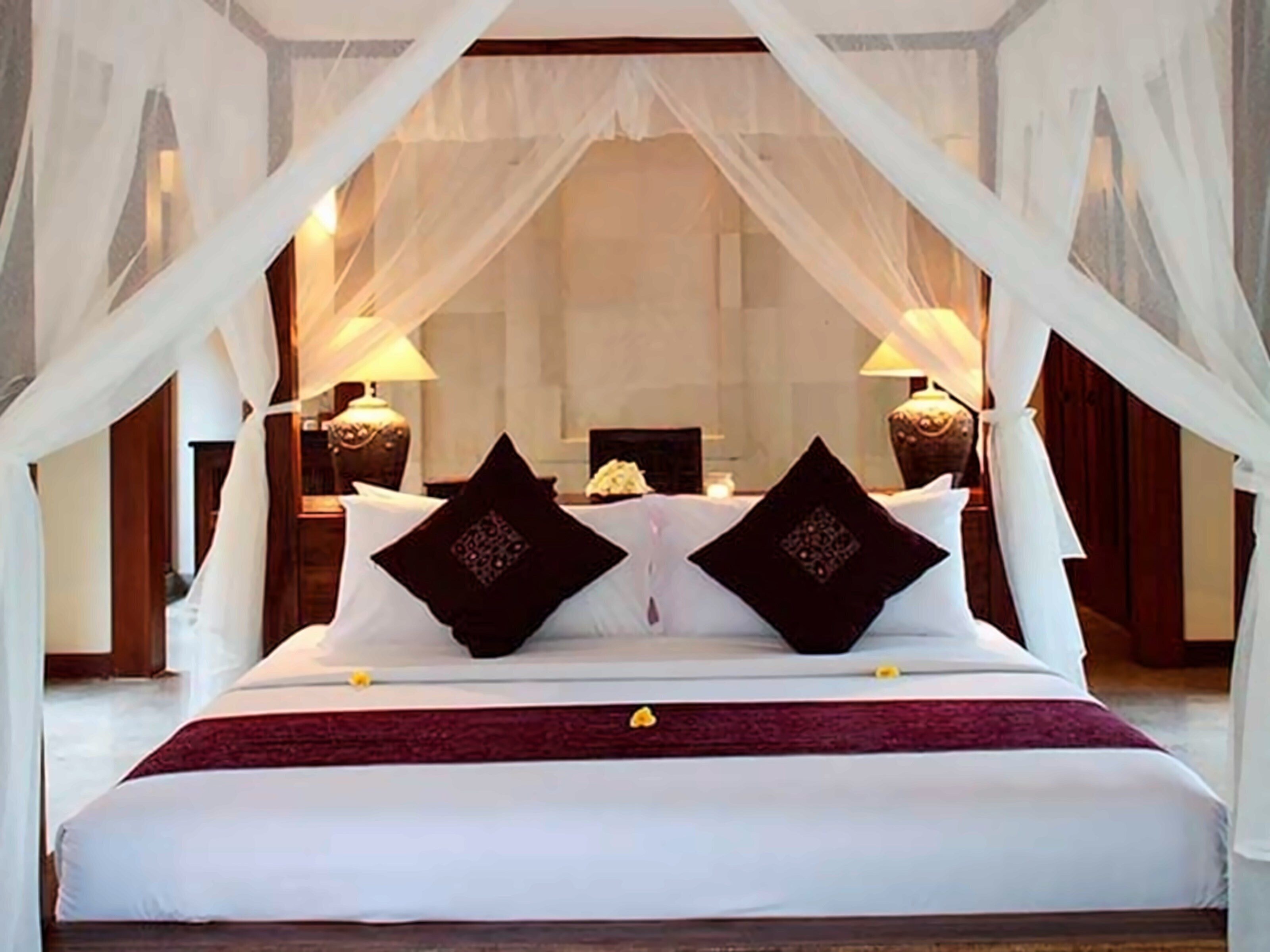 Фотография The Ubud Village Hotel at Monkey 3*