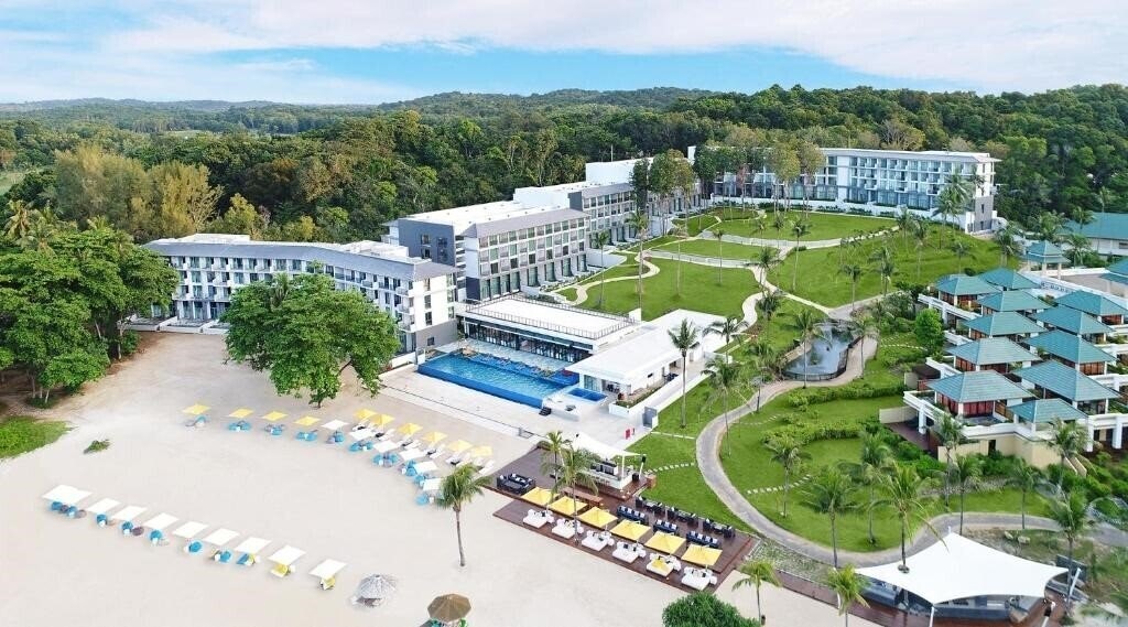 Готель Cassia Bintan 4*