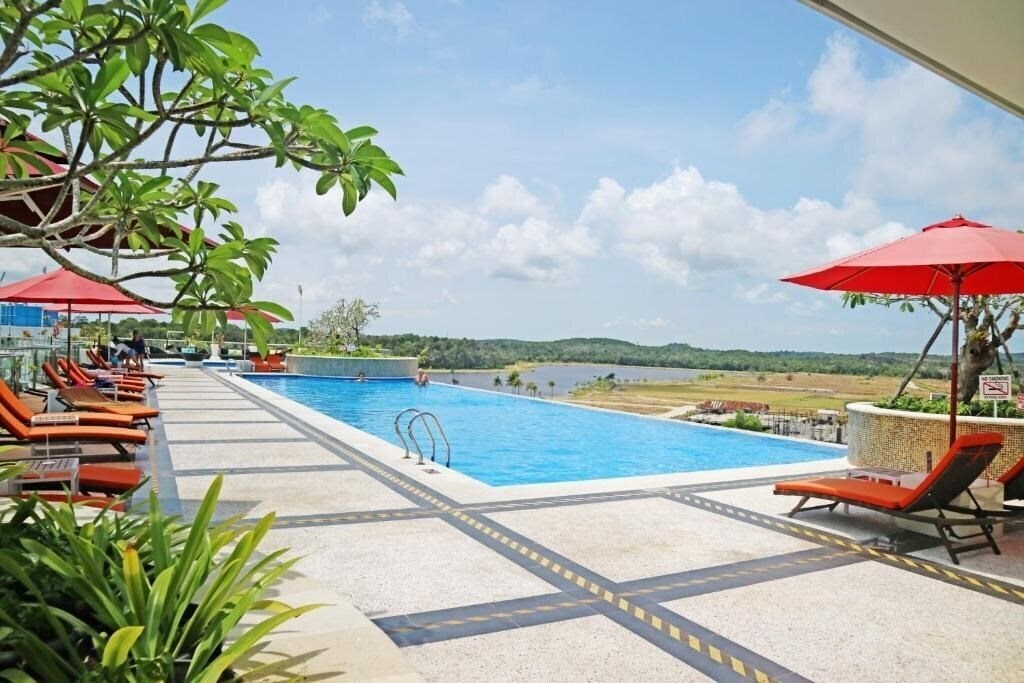 Отель Grand Lagoi Village Bintan 4*
