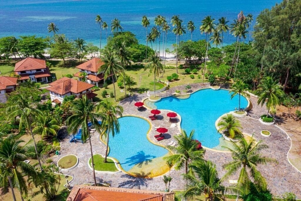 Готель Nirwana Garden Resort 5*