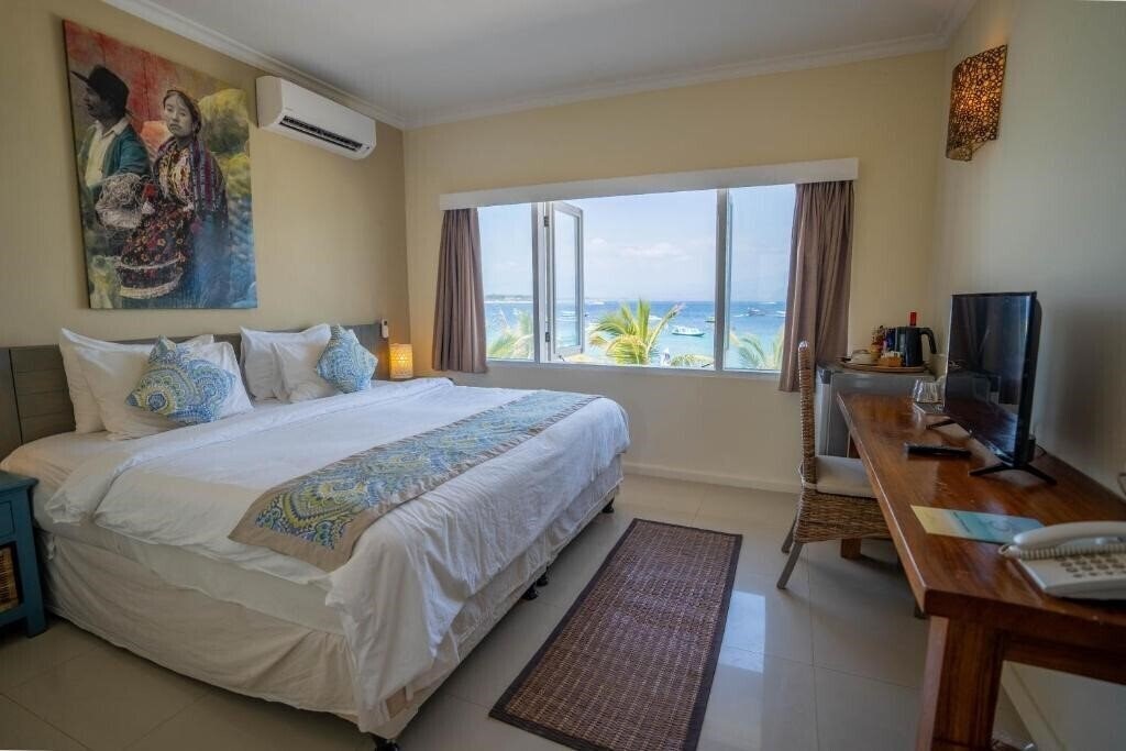 Фото Scallywags Resort Gili Trawangan 4*