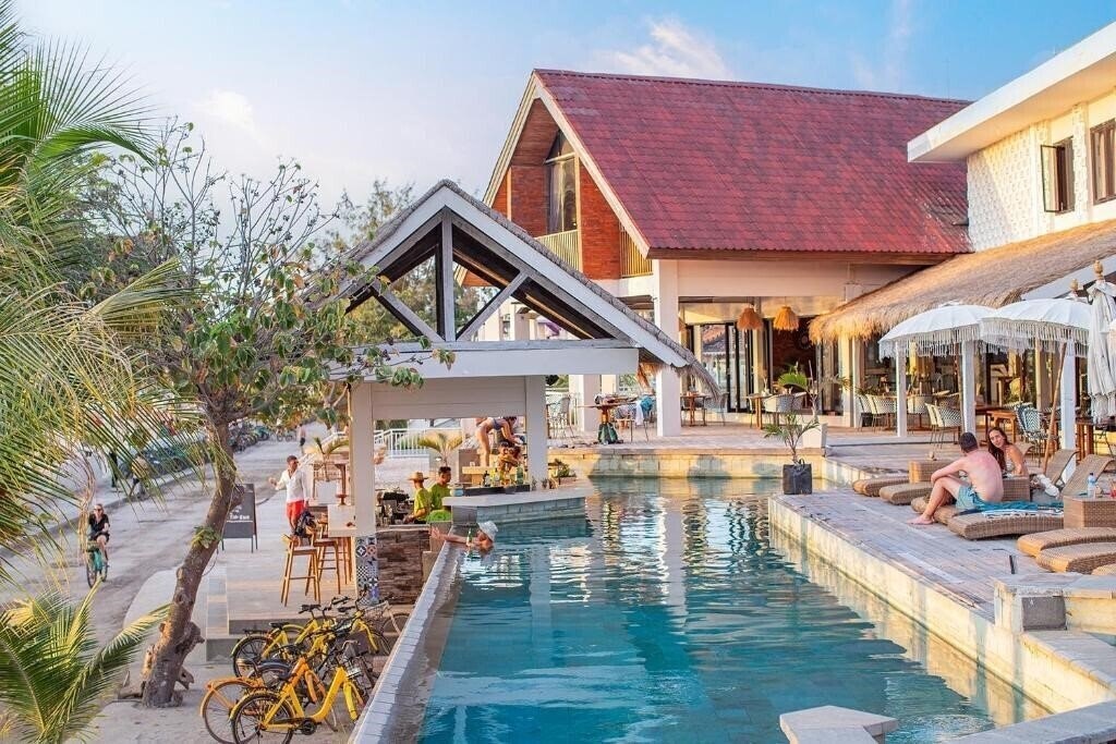 Отель Frii Resort Gili Trawangan 3*
