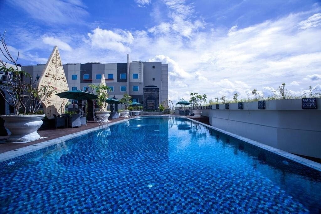 Изображение Ibis Yogyakarta Adisucipto 3*