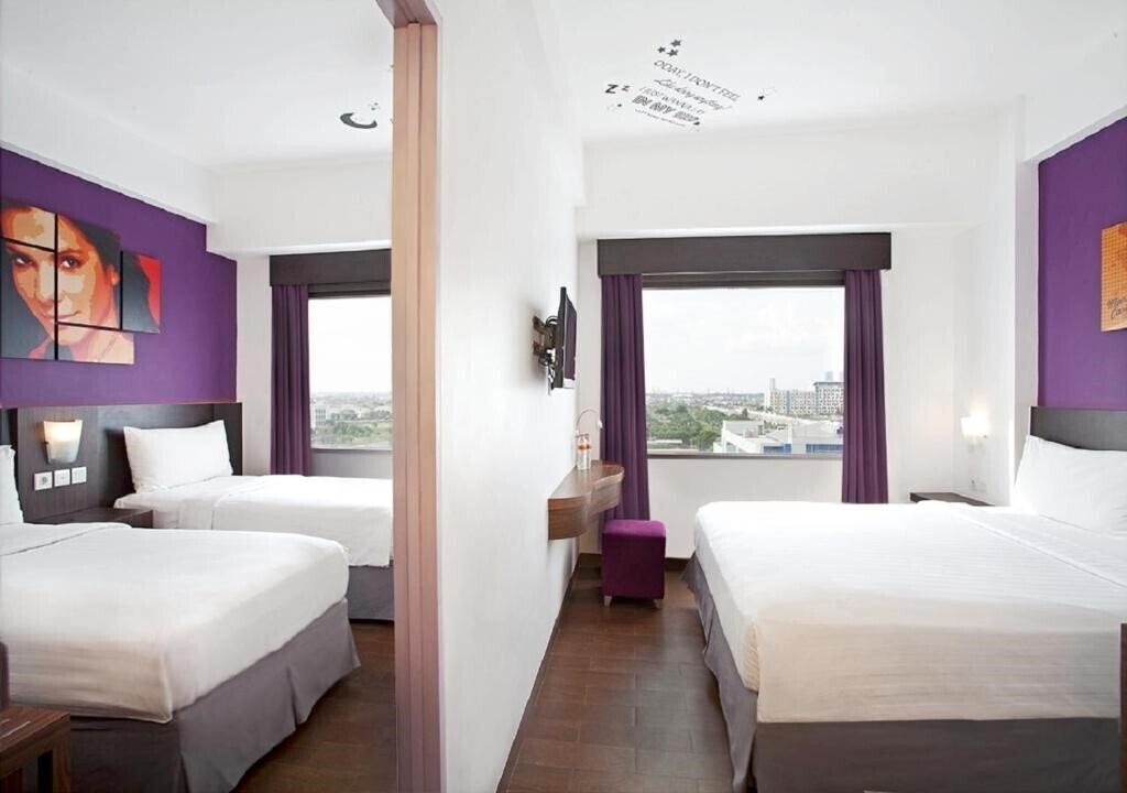 Фото Famehotel Gading Serpong 2*