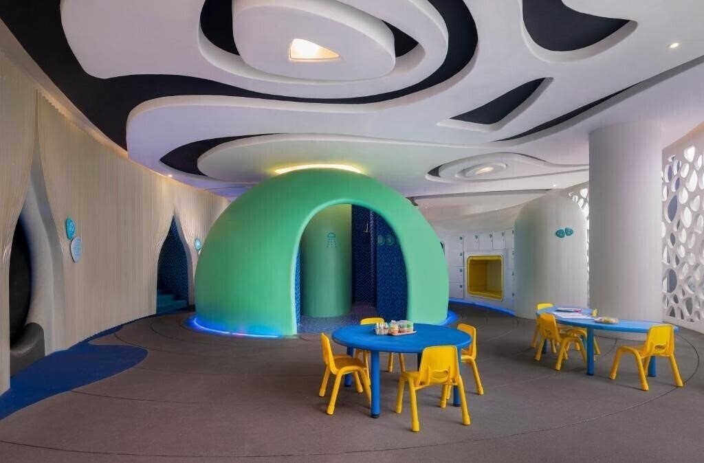 Картинка Jhl Solitaire Gading Serpong 5*