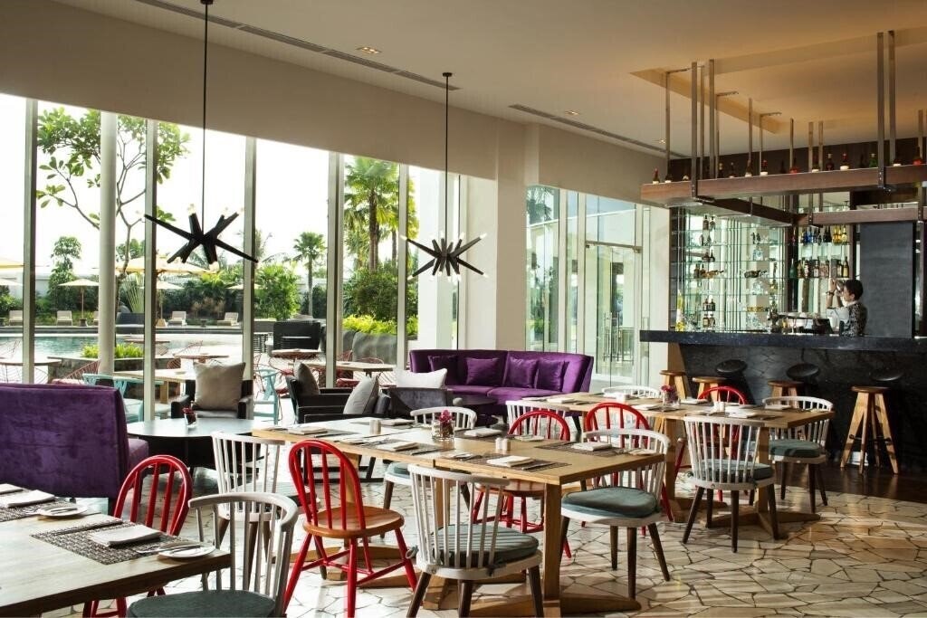 Фотографія Resinda Hotel Karawang 4*