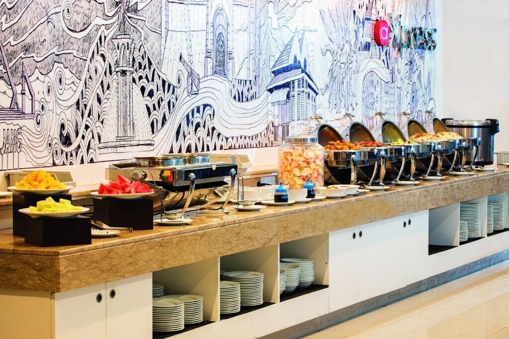 Картинка Amaris Hotel Darmo Surabaya 3*