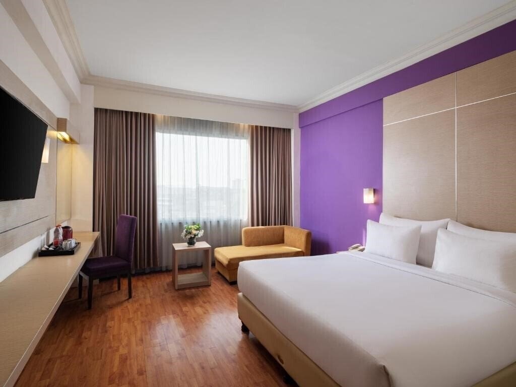 Фото Inna Simpang Tunjungan 3*