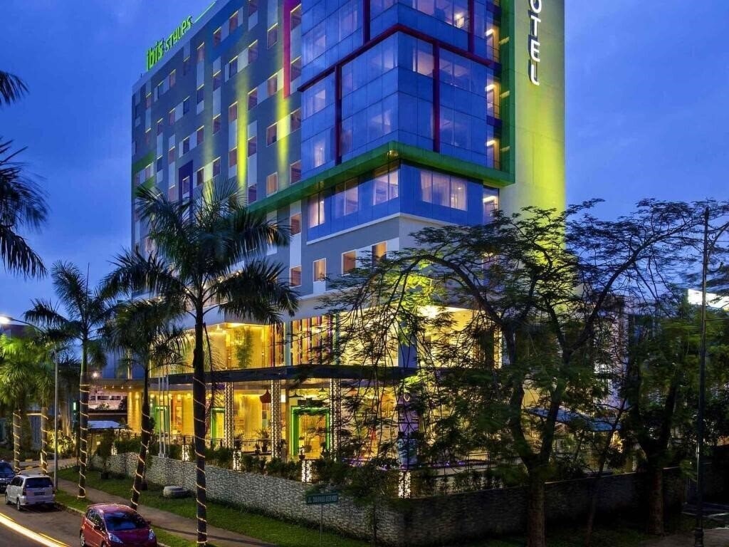 Фотографія Ibis Styles Cikarang 3*