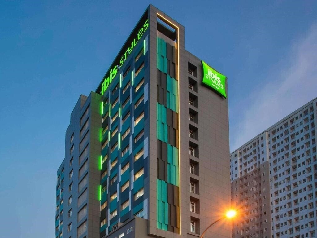 Фотография Ibis Styles Bekasi Jatibening 3*