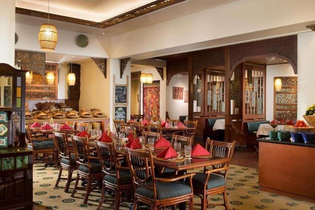 Картинка Bumi Surabaya City Resort 5*