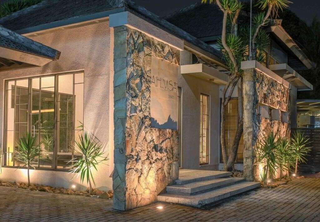 Картинка Ahimsa Beach Jimbaran 5*