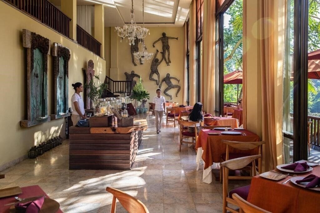 Фотографія Komaneka At Bisma 5*