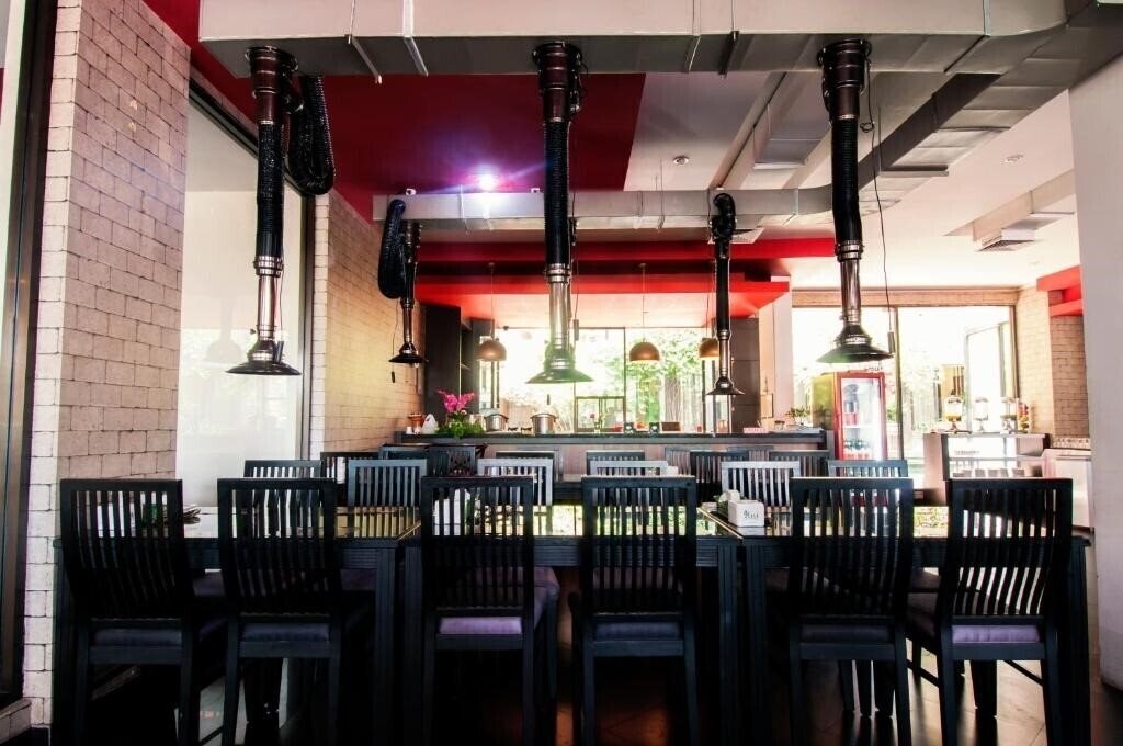 Фотографія 100 Sunset Boutique Hotel 4*