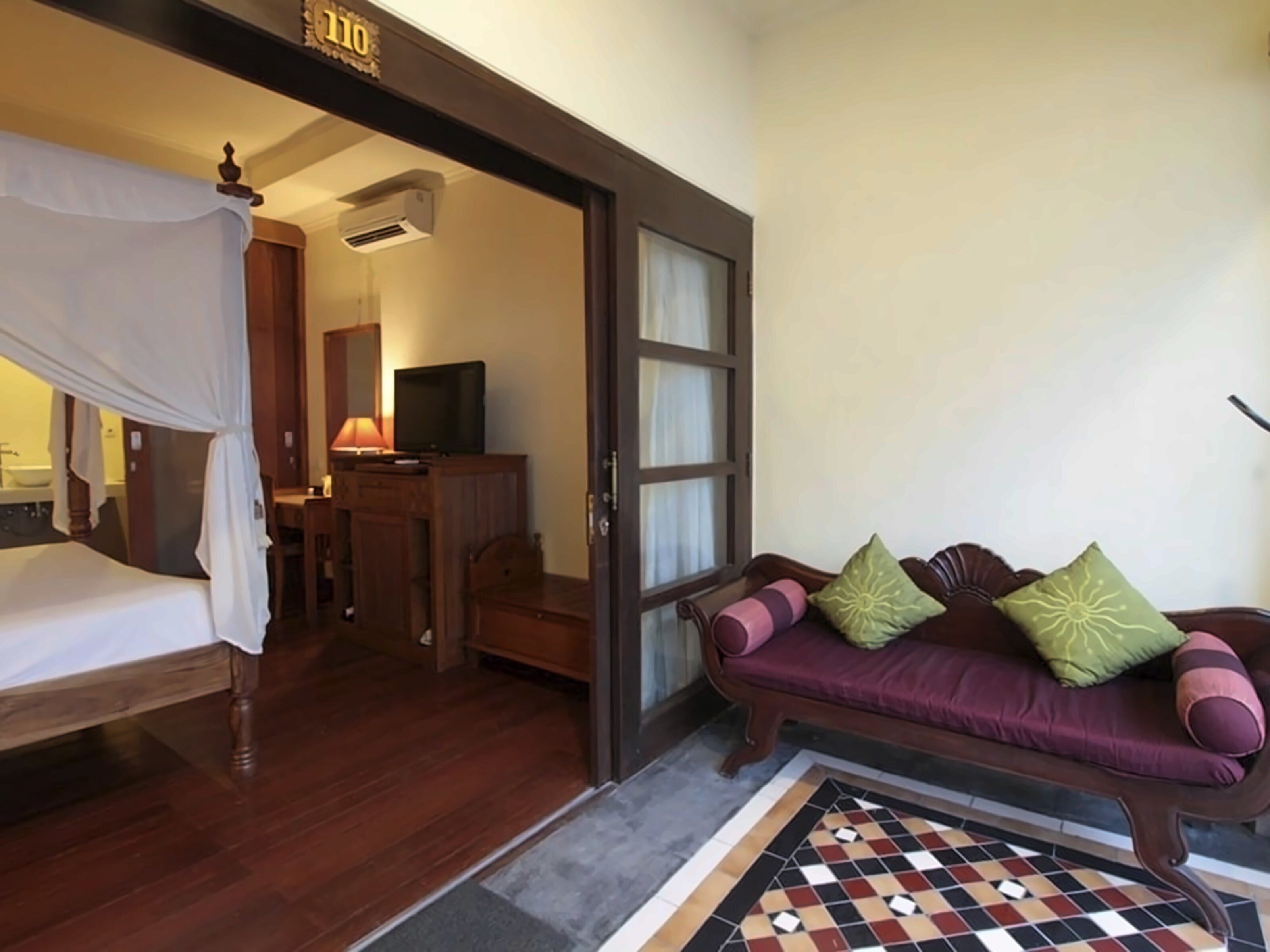 Фото Diwangkara Beach Hotel & Resort 3*