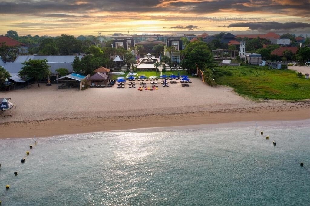 Отель The Sakala Resort Bali 5*
