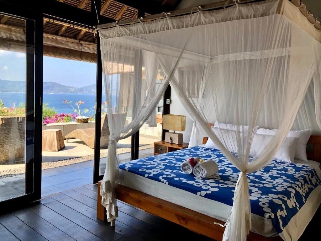 Готель Bloo Lagoon 3*