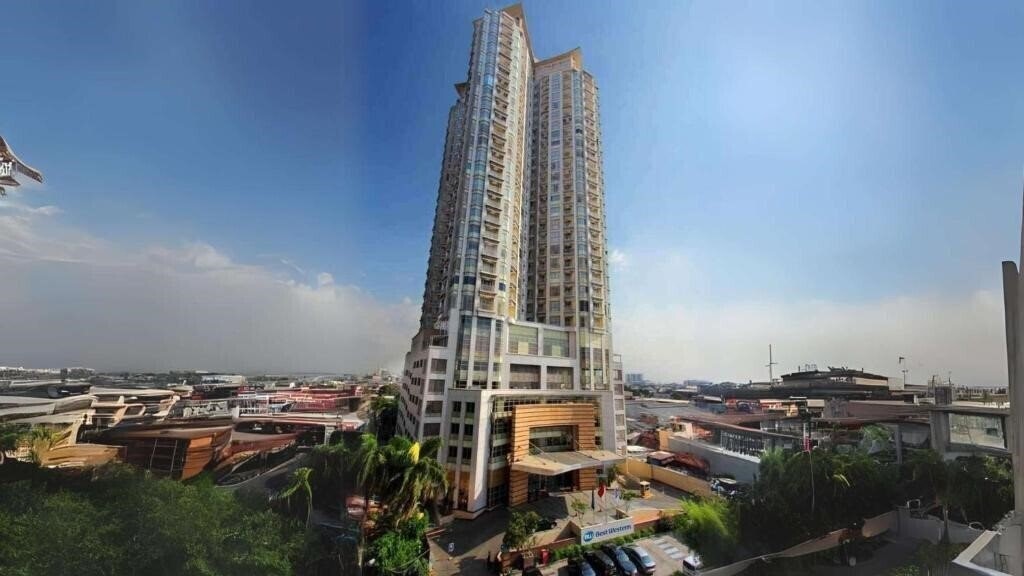 Отель Best Western Mangga Dua Hotel & Residence 4*