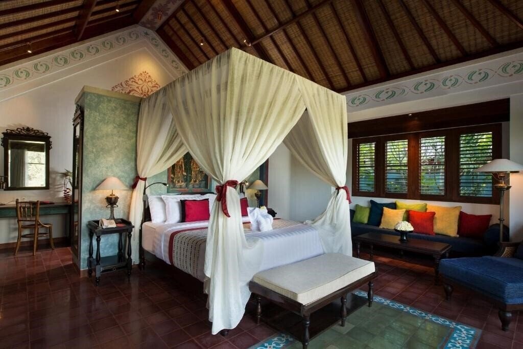 Фото Dwaraka Royal Villa 3*