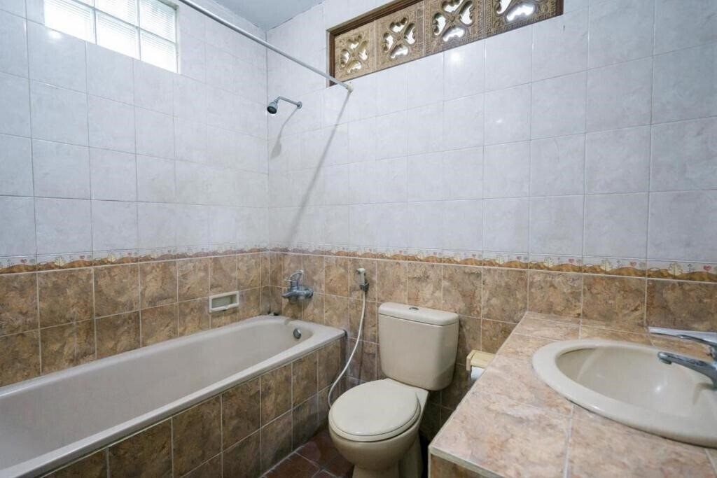 Изображение Ananda Beach Hotel Sanur 2*