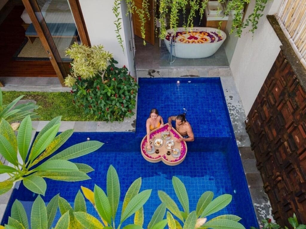 Готель Teratai Villa Canggu 4*
