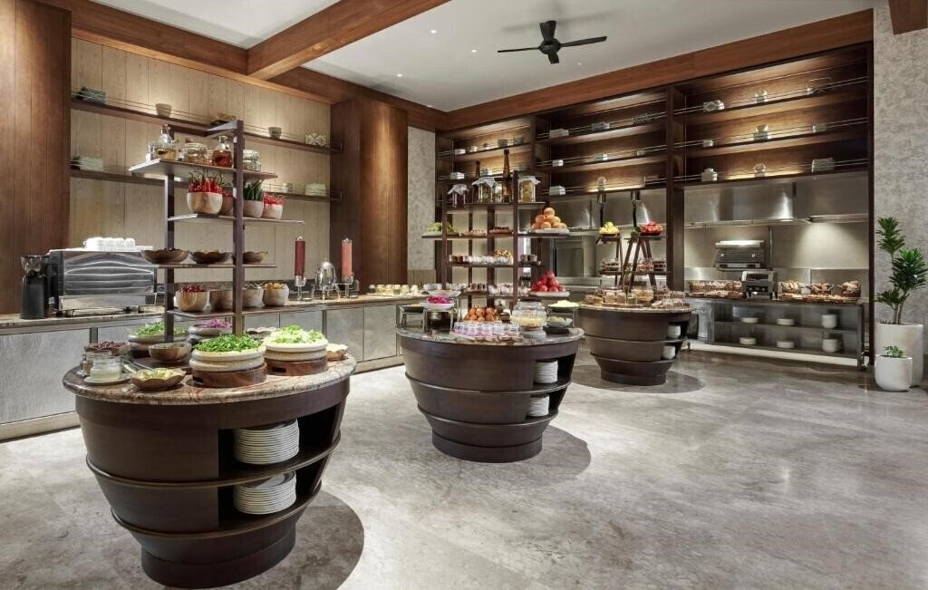 Фото Holiday Inn Resort Bali Canggu, An IHG Hotel 5*