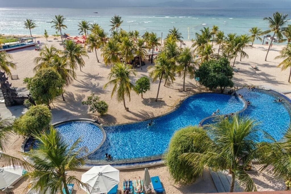 Готель Mahagiri Resort Nusa Lembongan 5*