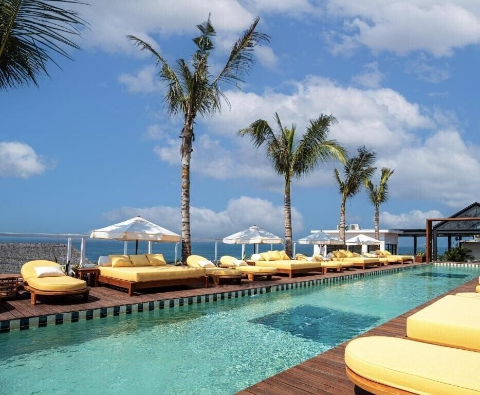 Отель Secana Beachtown Resort And Residences 5*