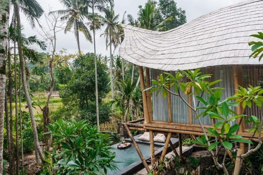 Готель Wadari Retreat Villa Ubud 4*