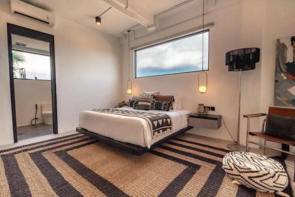 Фото Onyx Beach Hotel 2*