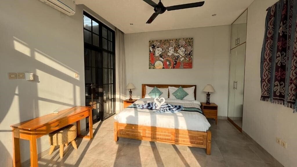 Готель Lavani Villa Ubud 4*