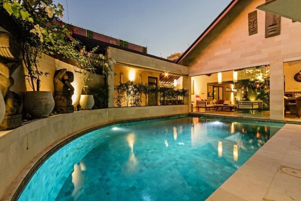 Готель Villa Karang Berawa 4*