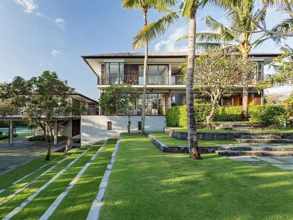 Отель Arnalaya Beach House 5*