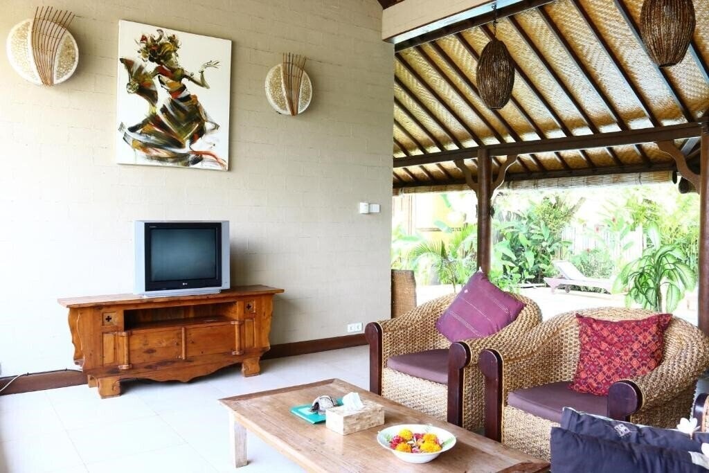 Изображение Lovina Beachhouse Villas 4*