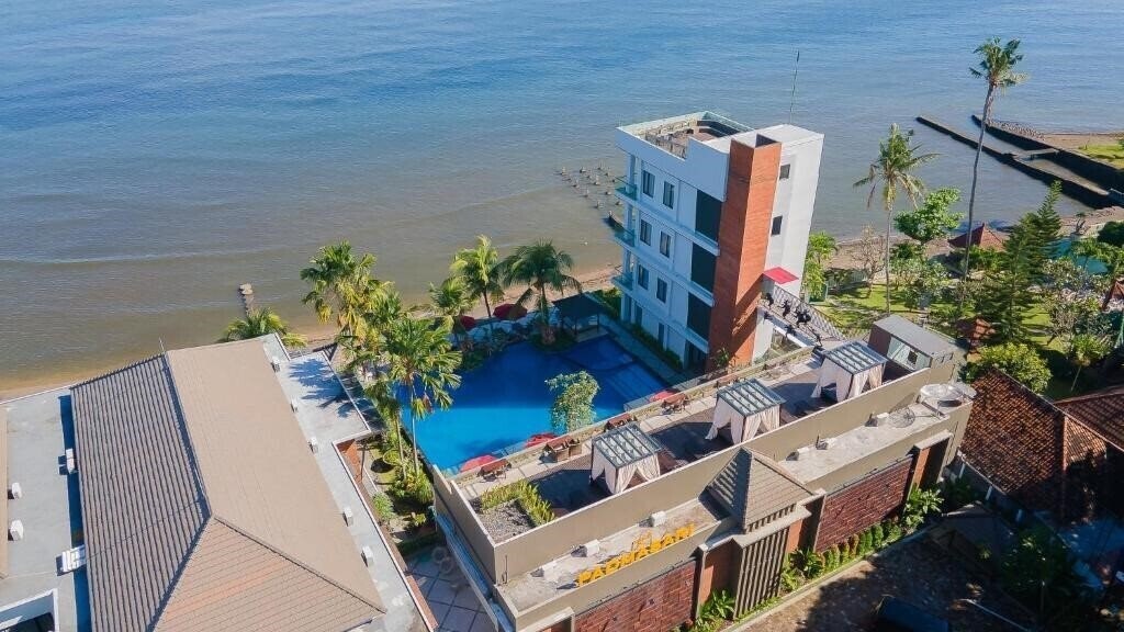 Готель Padma Sari Hotel 4*
