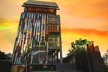 Тури  в Індонезію з  Варшави