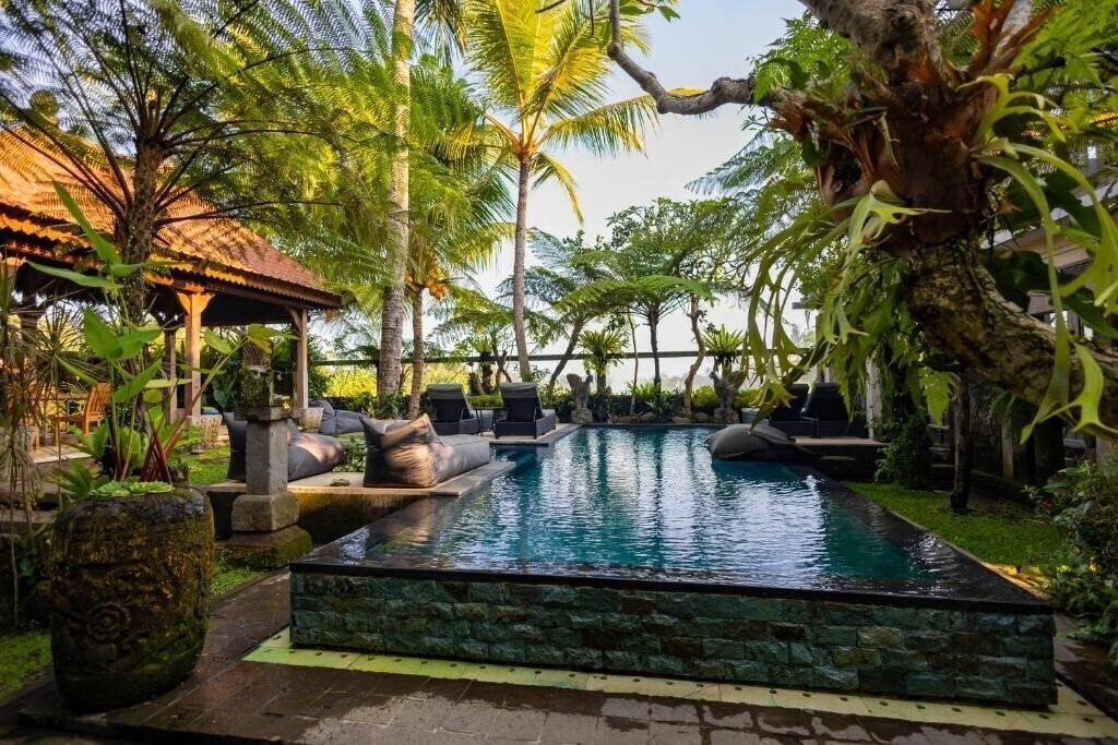 Фотографія Prabhu Ubud Villa 3*