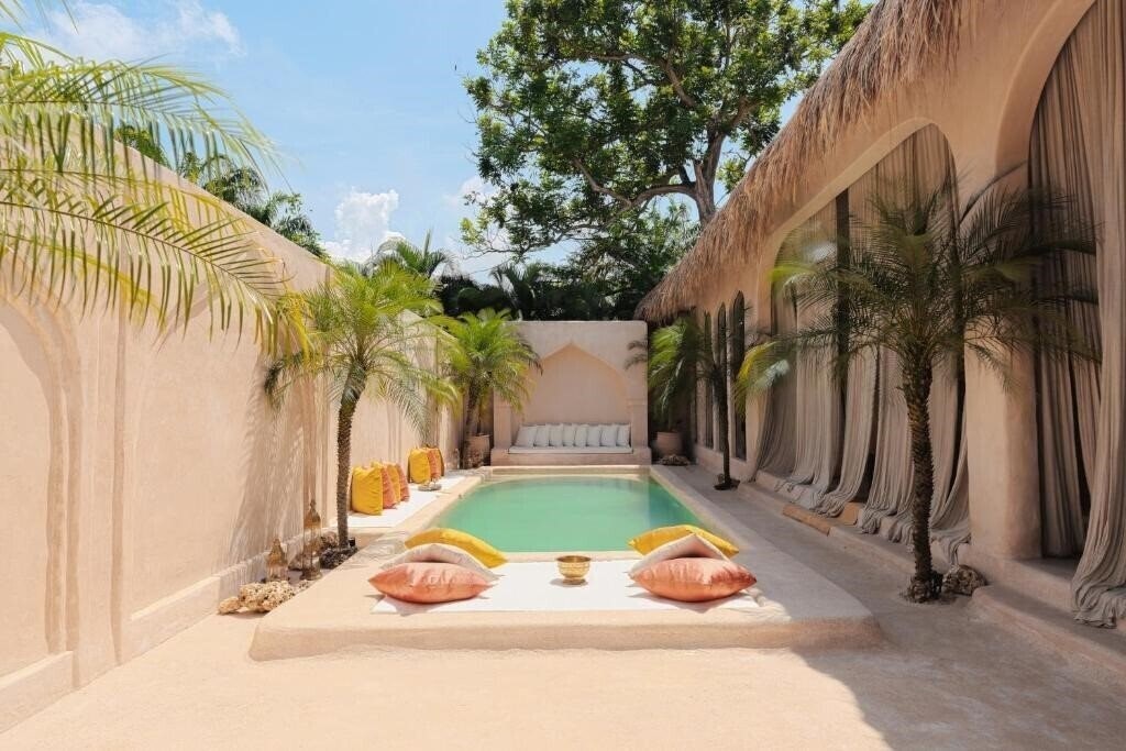 Готель Oasis Canggu Bali 3*