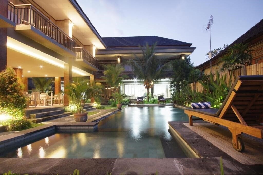 Готель Batu Empug Cottages 3*
