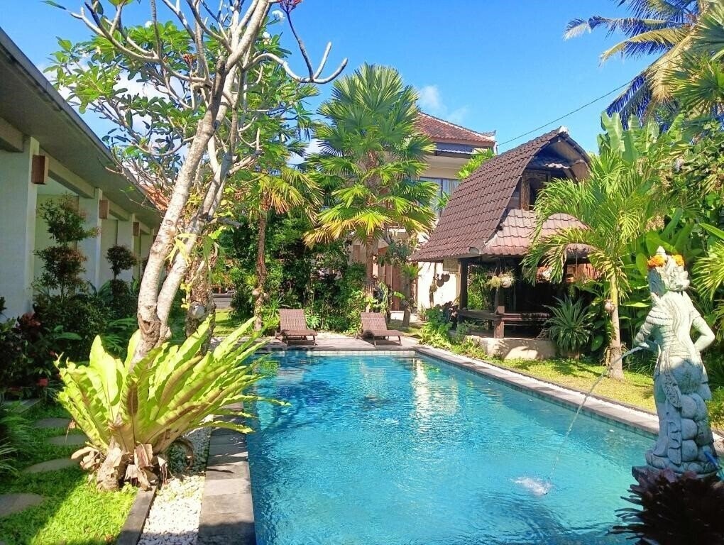 Готель Kama Ayu Bungalow 2*